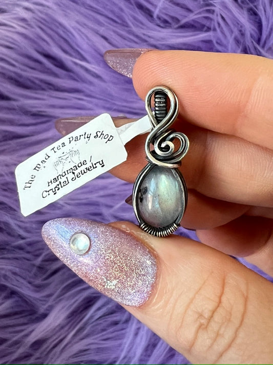 Labradorite Pendant with Teal Flash – Handmade Oxidized Silver Wire-Wrapped Necklace