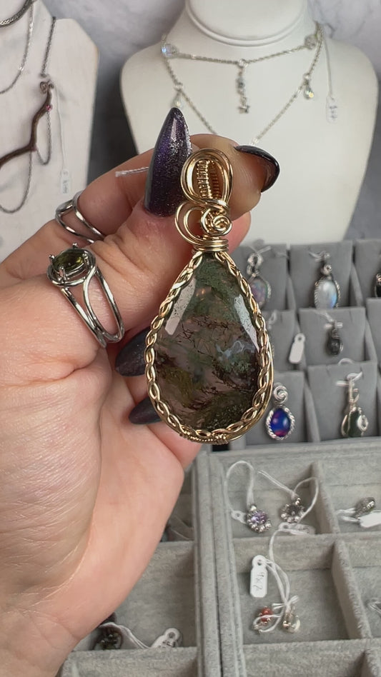 Moss Agate Statement Pendant – 14k Gold-Filled Twisted Hammered Frame for Growth &Grounding